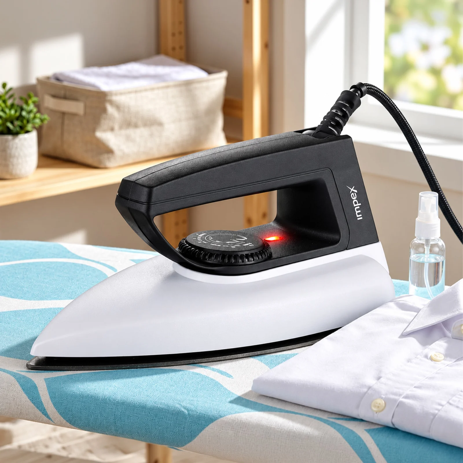 Impex Showy DX Iron Box (Black White) | Lightweight | Fast Heating & Non-Stick Soleplate | 2 Year Warranty
