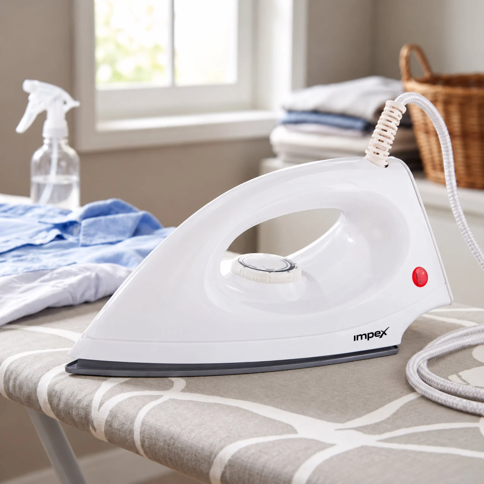 Impex Ritzy Light Weight Dry Iron | 1000W | Nonstick Teflon-Coated Soleplate | 6 Temperature Settings | Automatic Thermostat | Lightweight Design | 2 Year Warranty
